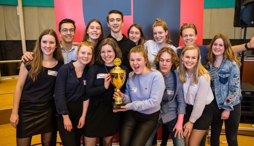 Debatclub Het College wint Limburgse voorronde ‘Op weg naar het Lagerhuis’