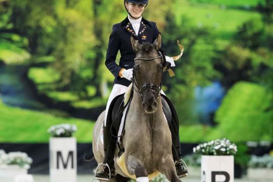 Eveline en Rosalie gaan internationaal